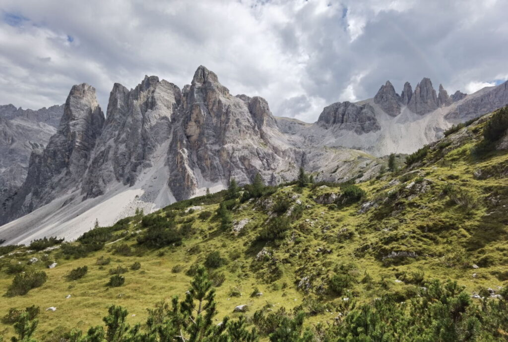 Imposante Dolomiten oberhalb vom Fischleintal